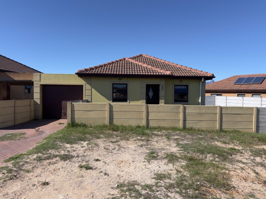 3 Bedroom Property for Sale in Hillcrest Heights Western Cape